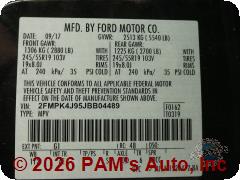 Vehicle photo 13