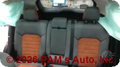 Vehicle photo 8