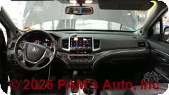 Vehicle photo 11