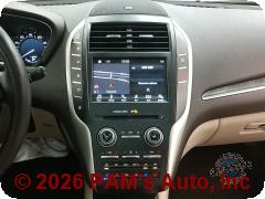 Vehicle photo 10