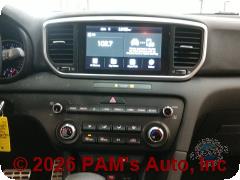 Vehicle photo 10