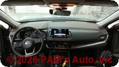 Vehicle photo 11