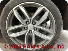 Vehicle photo 6