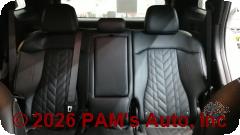 Vehicle photo 8