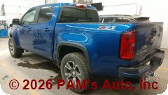 Vehicle photo 4