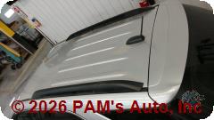 Vehicle photo 5
