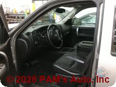 Vehicle photo 7