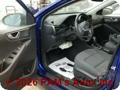 Vehicle photo 7