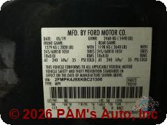 Vehicle photo 13