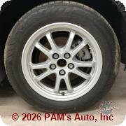 Vehicle photo 6