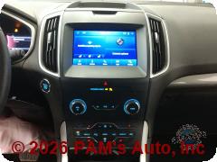 Vehicle photo 10