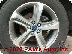 Vehicle photo 6