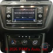 Vehicle photo 10