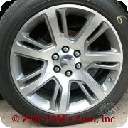 Vehicle photo 6