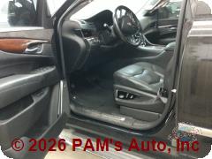 Vehicle photo 7