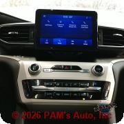 Vehicle photo 10