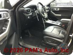 Vehicle photo 7