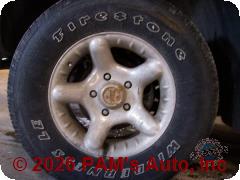 Vehicle photo 5