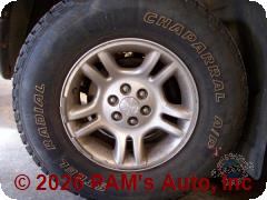 Vehicle photo 5