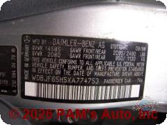 Vehicle photo 8