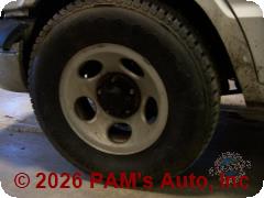 Vehicle photo 5