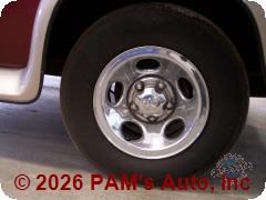 Vehicle photo 5