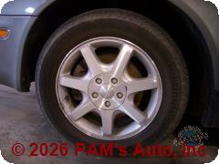 Vehicle photo 5