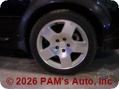 Vehicle photo 5