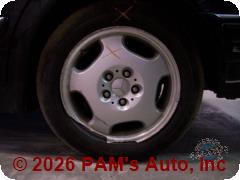 Vehicle photo 5