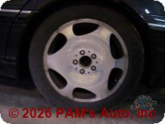 Vehicle photo 5