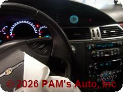 Vehicle photo 7