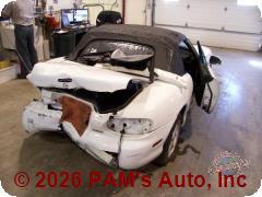 Vehicle photo 3