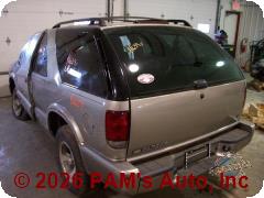 Vehicle photo 4