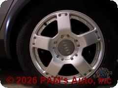 Vehicle photo 5