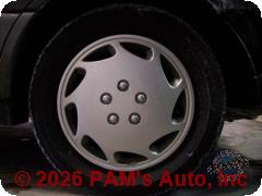 Vehicle photo 5