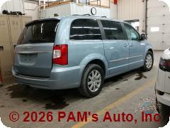 Vehicle photo 3