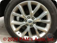 Vehicle photo 6