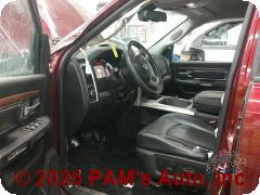 Vehicle photo 7