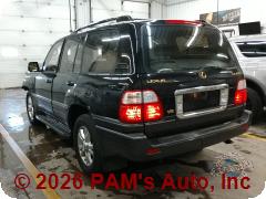 Vehicle photo 4