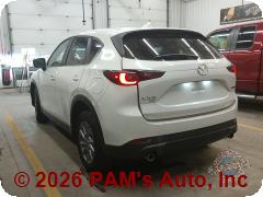 Vehicle photo 4