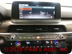 Vehicle photo 10