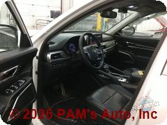 Vehicle photo 7