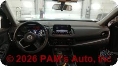 Vehicle photo 11