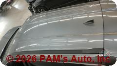 Vehicle photo 5