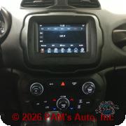 Vehicle photo 10