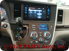 Vehicle photo 10