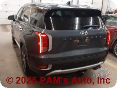 Vehicle photo 4
