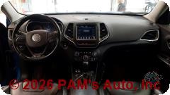 Vehicle photo 11