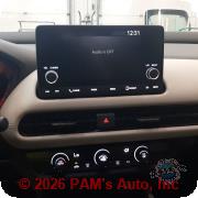 Vehicle photo 10