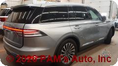 Vehicle photo 3